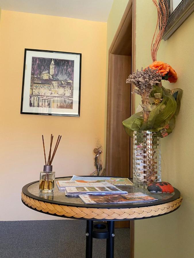 Guesthouse Casa Barbaro โรวินสโก เซโล ภายนอก รูปภาพ