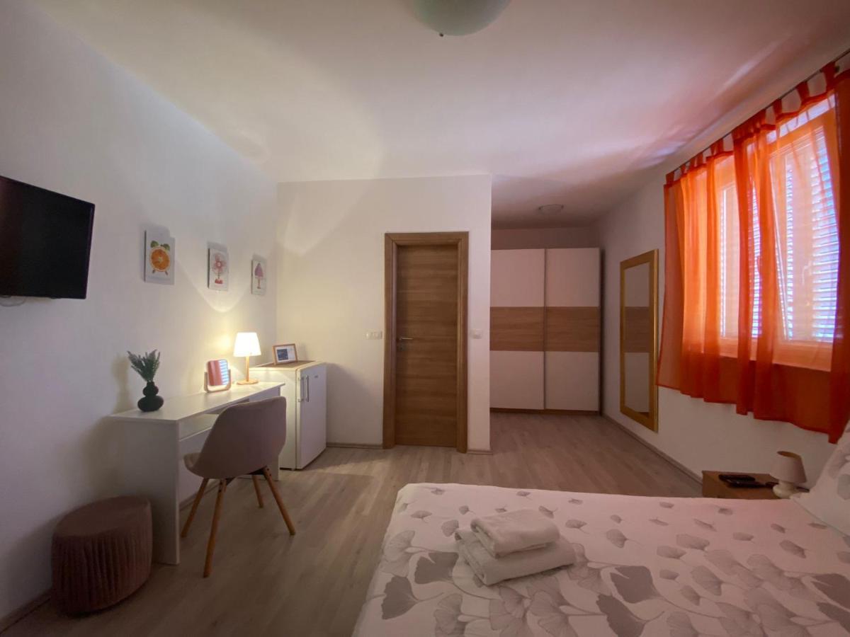 Guesthouse Casa Barbaro โรวินสโก เซโล ภายนอก รูปภาพ