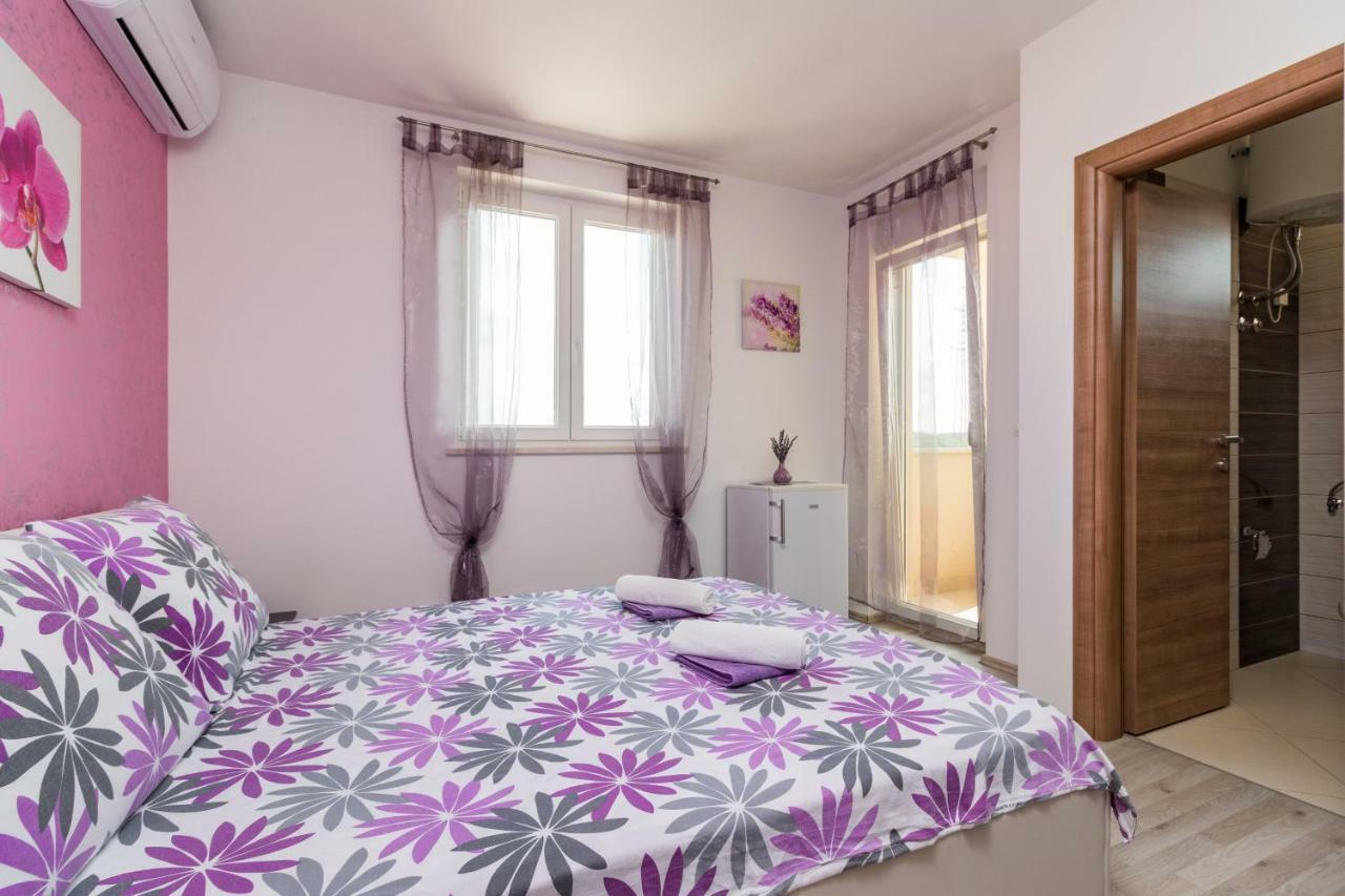 Guesthouse Casa Barbaro โรวินสโก เซโล ภายนอก รูปภาพ