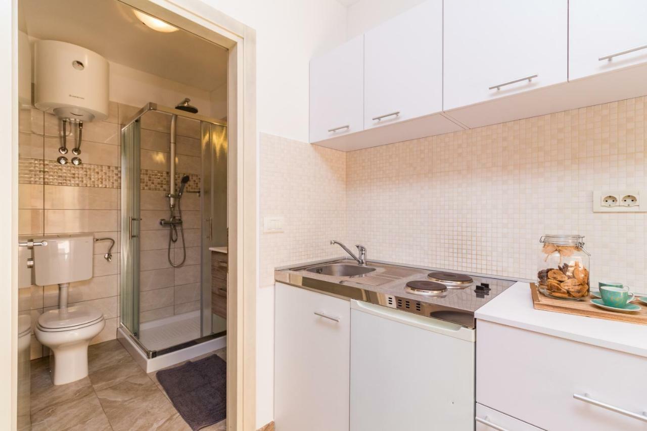 Guesthouse Casa Barbaro โรวินสโก เซโล ภายนอก รูปภาพ