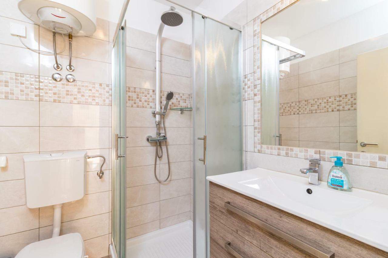 Guesthouse Casa Barbaro โรวินสโก เซโล ภายนอก รูปภาพ