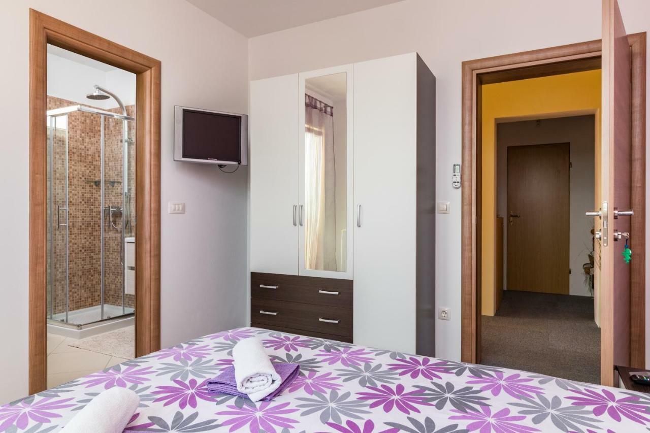 Guesthouse Casa Barbaro โรวินสโก เซโล ภายนอก รูปภาพ