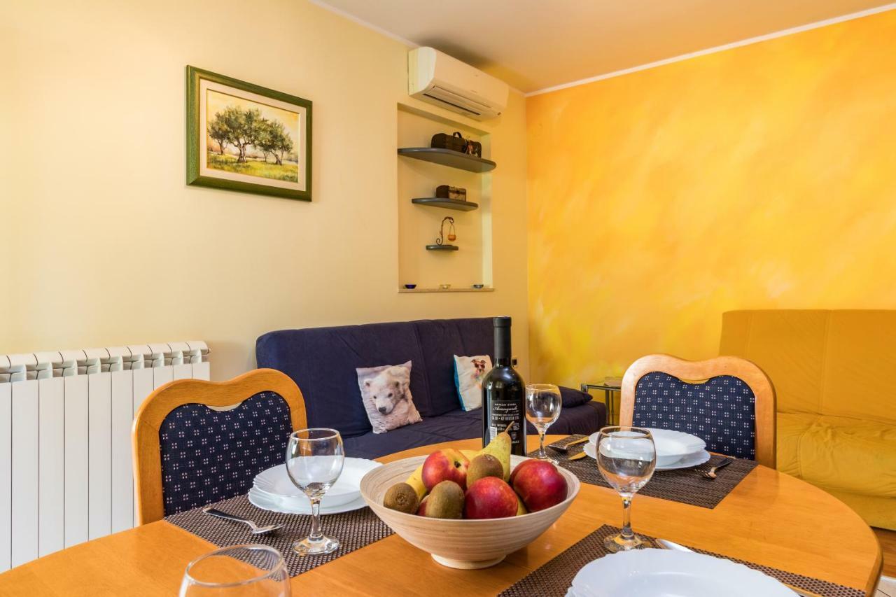Guesthouse Casa Barbaro โรวินสโก เซโล ภายนอก รูปภาพ