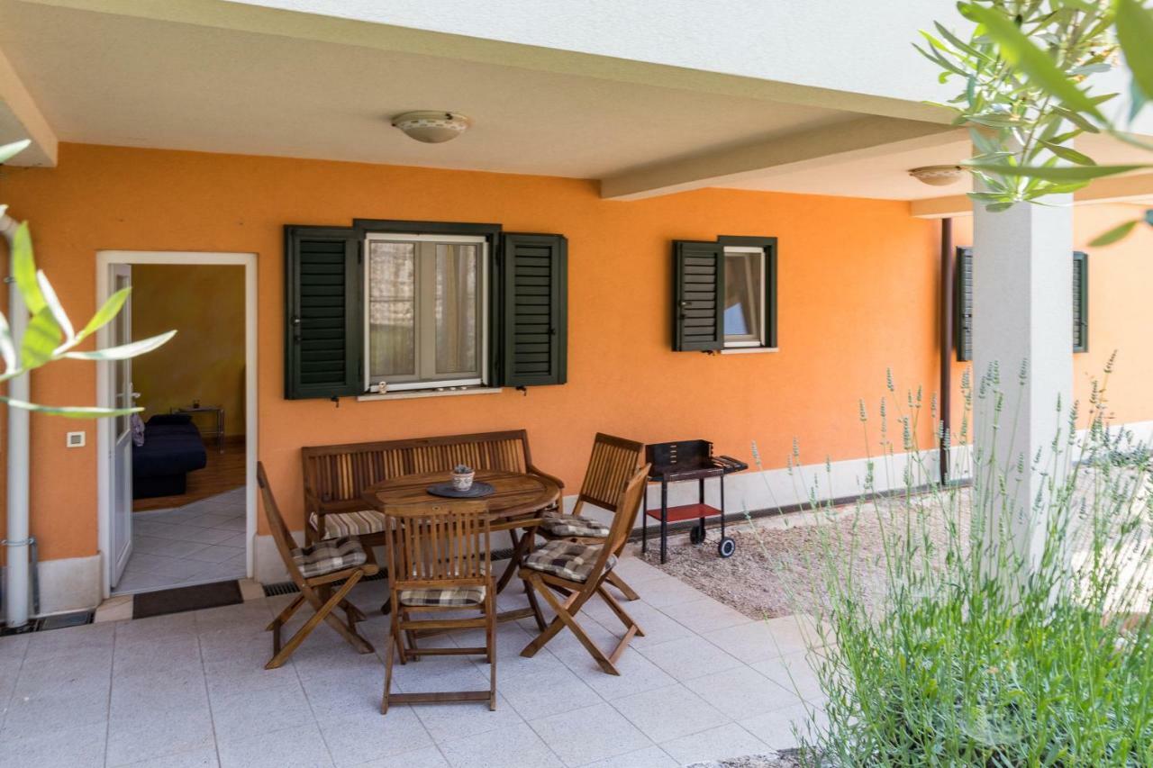 Guesthouse Casa Barbaro โรวินสโก เซโล ภายนอก รูปภาพ